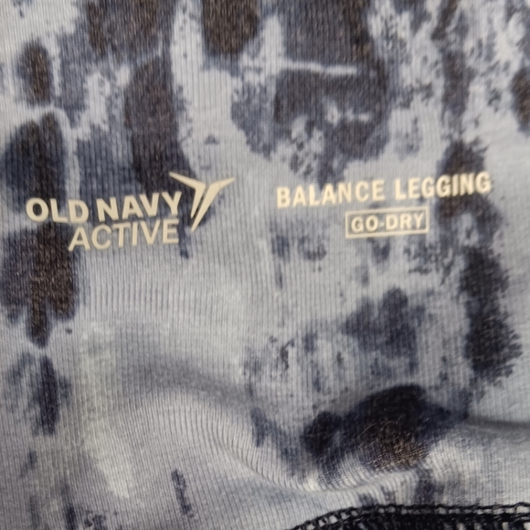 Old Navy Active Legging - Medium - Picture 3 of 5